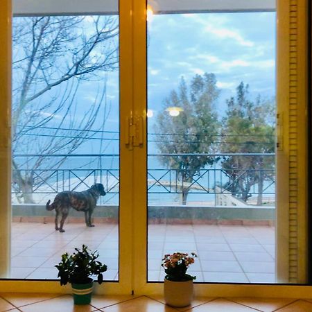 Chloe'S Sunrise Beach House Villa Athena Bagian luar foto